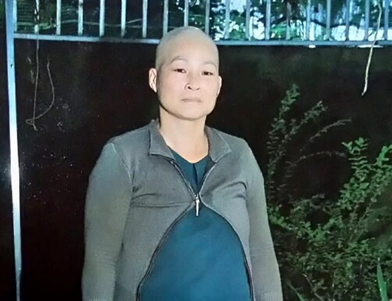 Hai mẹ con bị bệnh hiểm nghèo